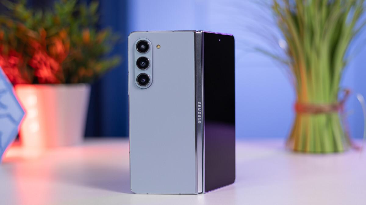 Samsung Galaxy Z Fold 5