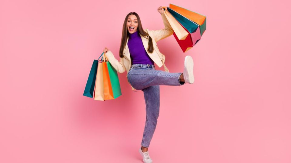 Chicas comprando con las mejores ofertas para Fin de Año